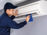 Hướng Dẫn Tự Vệ Sinh Máy Lạnh Tại Nhà Đúng Cách